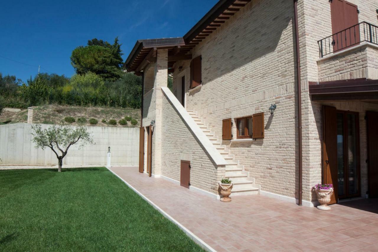 B&B L' Antica Fonte Spinetoli Exterior foto